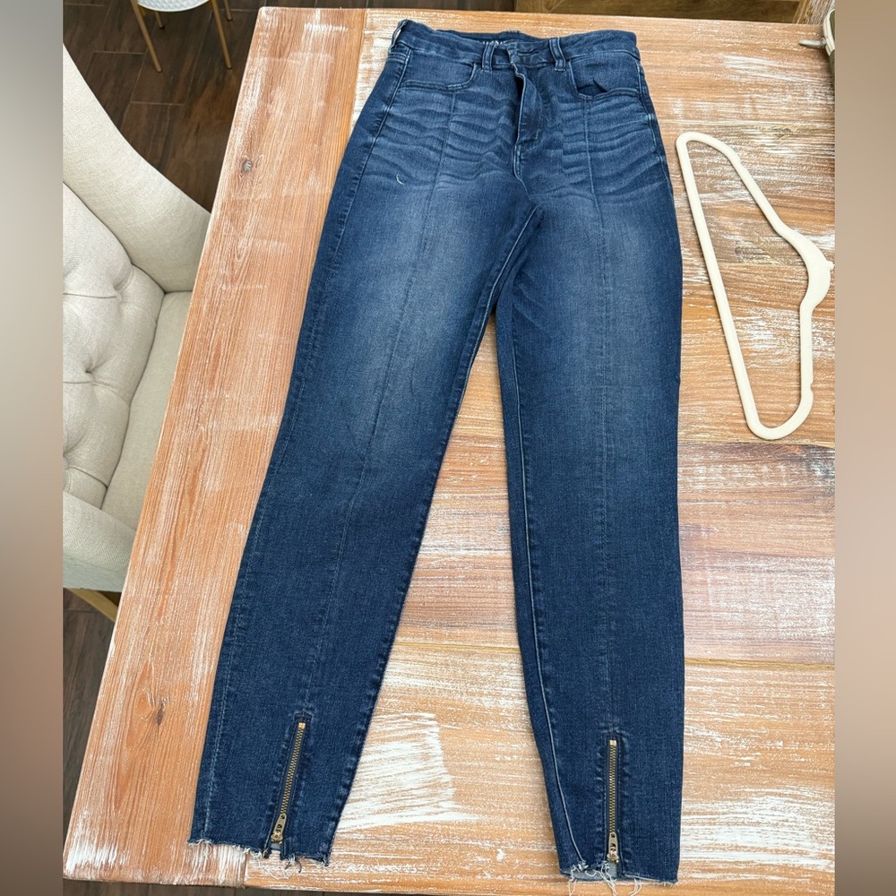 American Eagle Outfitters Navy Cropped Jeans